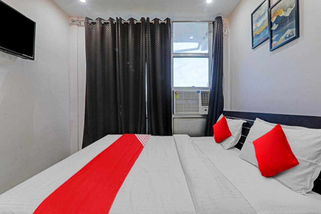Hotel Oyo Flagship 81064 Chaudhary In Gorakhpur Zewnętrze zdjęcie