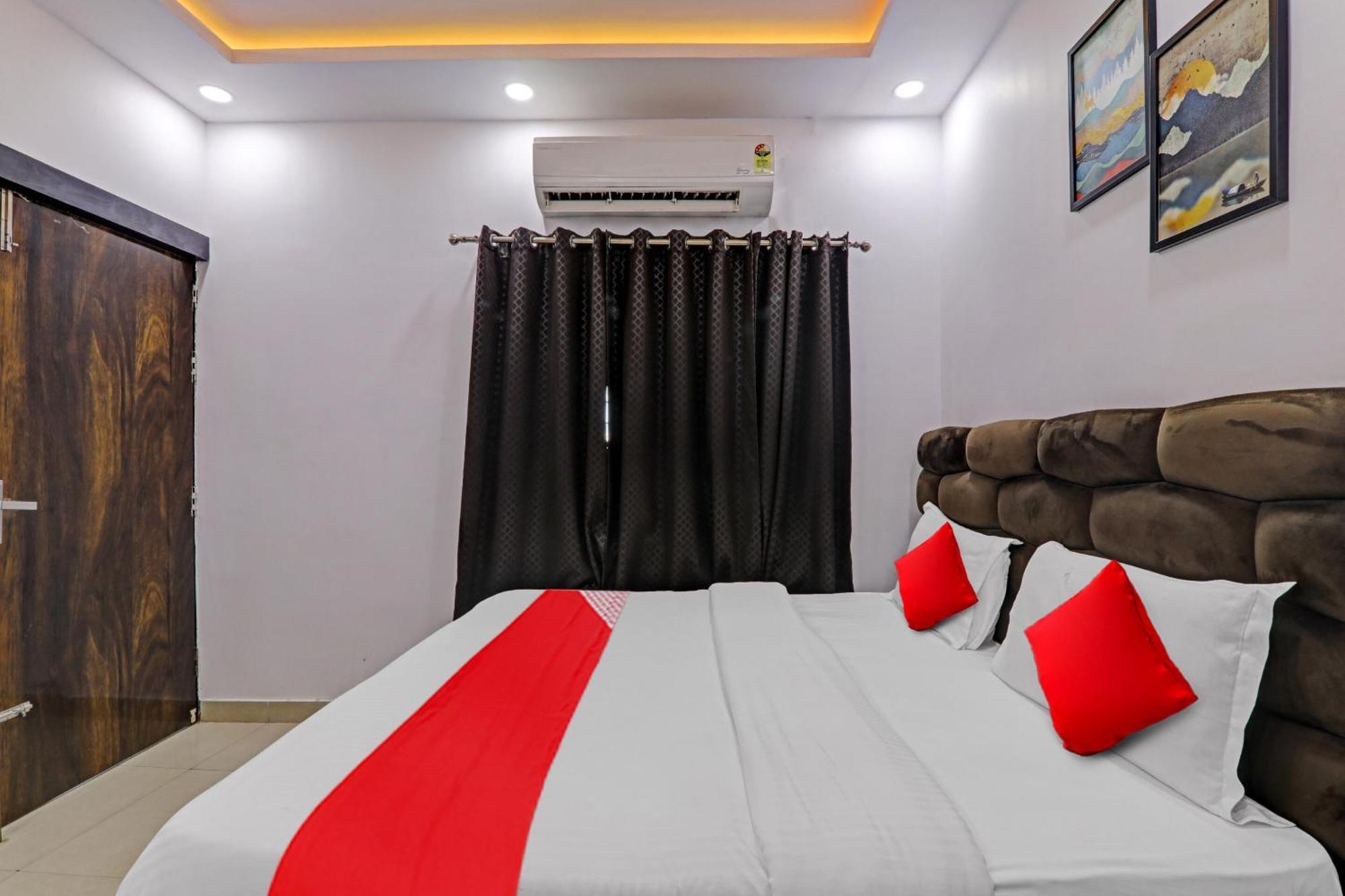 Hotel Oyo Flagship 81064 Chaudhary In Gorakhpur Zewnętrze zdjęcie