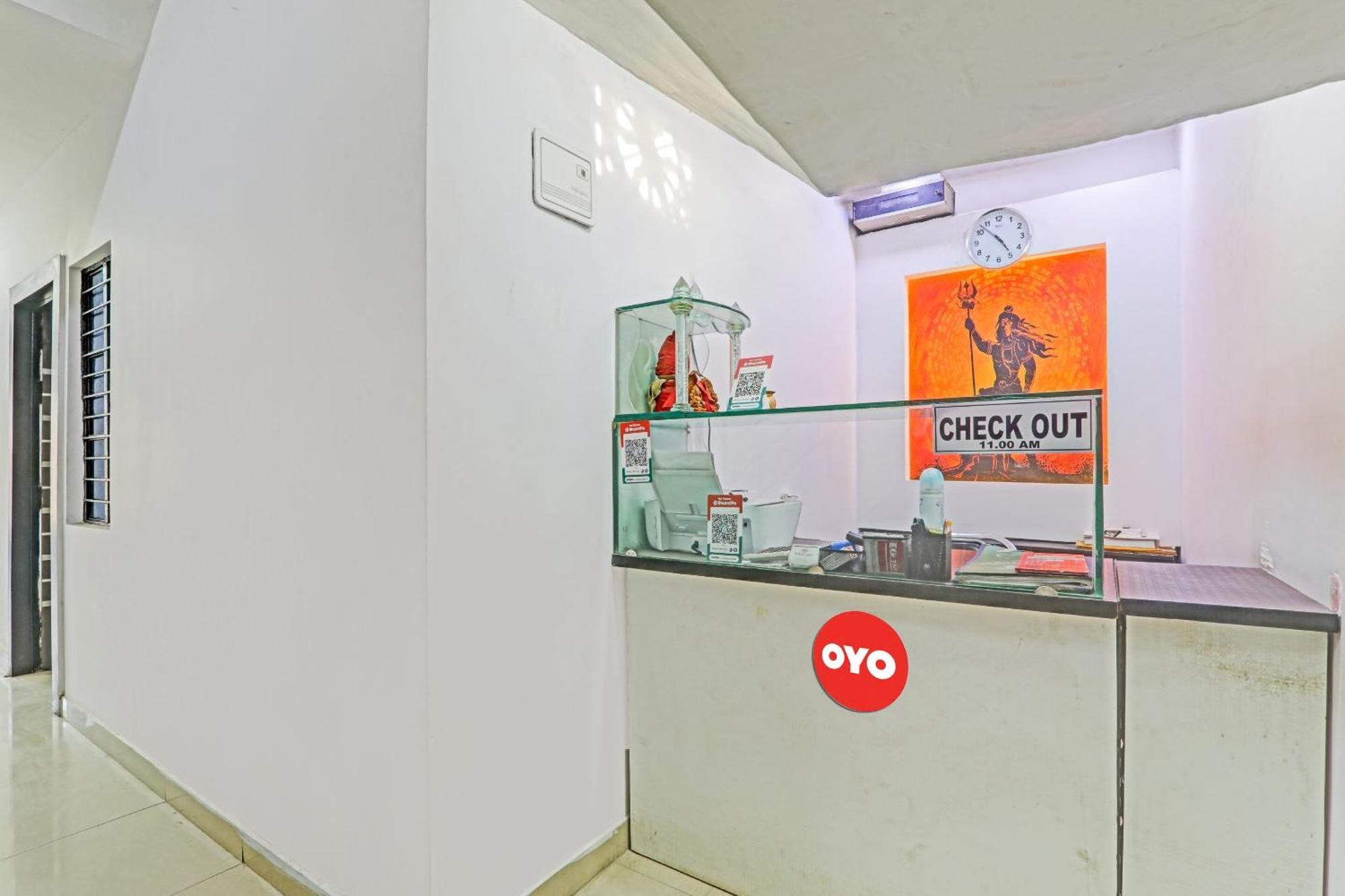 Hotel Oyo Flagship 81064 Chaudhary In Gorakhpur Zewnętrze zdjęcie