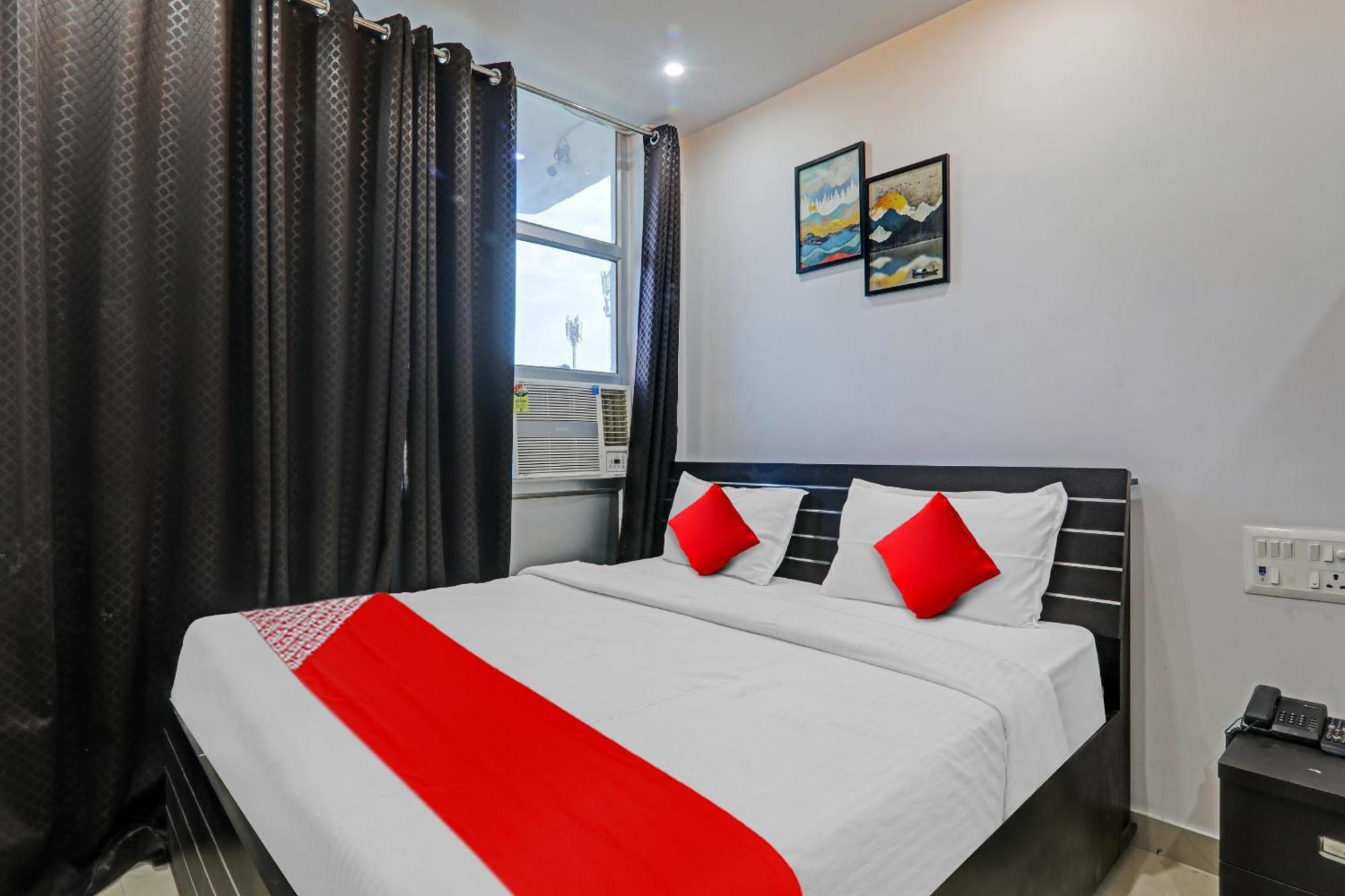 Hotel Oyo Flagship 81064 Chaudhary In Gorakhpur Zewnętrze zdjęcie